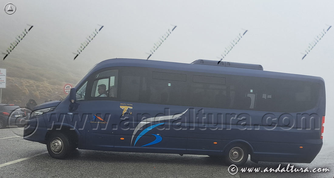 Línea de autobús Pradollano - Sierra Nevada - Hoya de la Mora en invierno