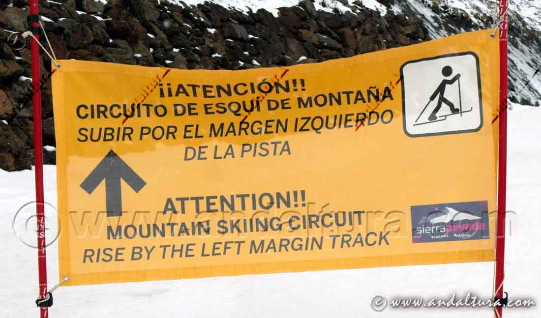 Cartel del uso de la ruta de Esquí de Travesía por el Área Cauchiles - Parador en Sierra Nevada