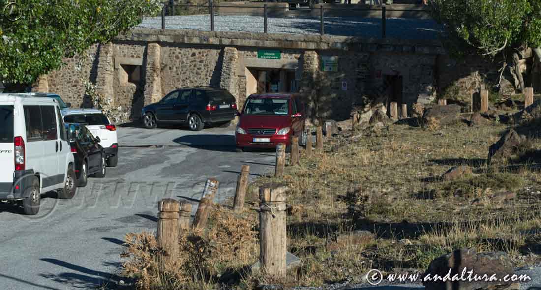 Oficina de las Lanzaderas del Servicio de Altas Cumbres de Sierra Nevada SIAC de Sierra Nevada en la Hoya de la Mora - Vertiente norte