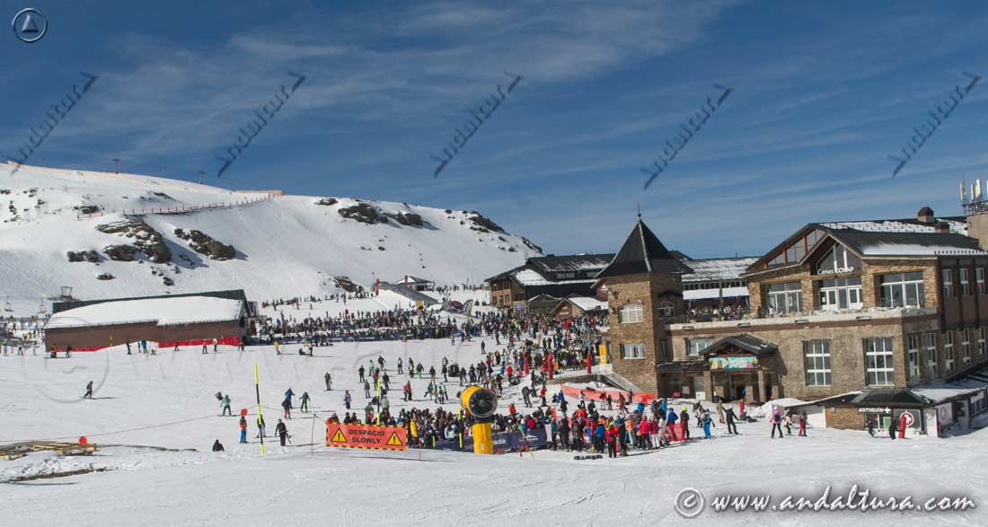 Borreguiles, llegada de los Telecabinas Borreguiles y Al-Ándalus desde Pradollano