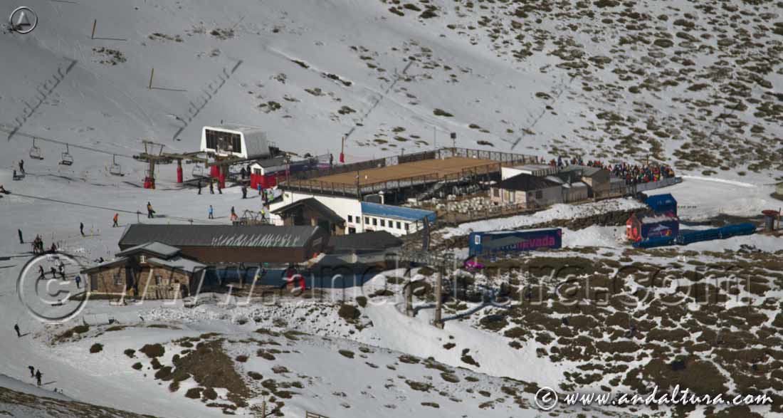 Instalaciones y Remontes en el interior del áRea Loma de Dílar - Estación de Esquí Sierra Nevada