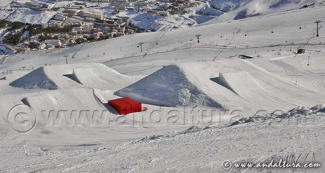 Sky / Snowboarder Sulayr - Superparque Sulayr - Área Loma de Dílar - Estación de Esquí Sierra Nevada