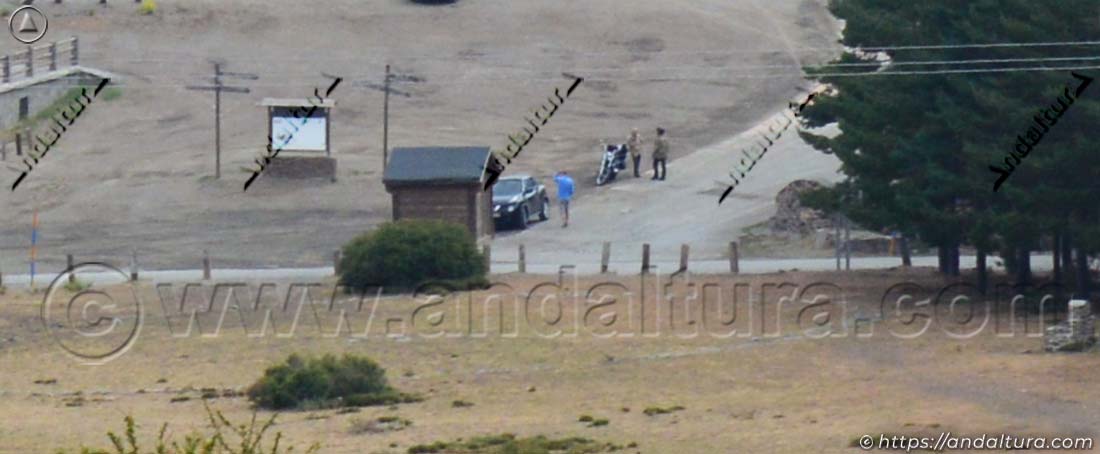 Entrada al parking del Puerto de la Ragua