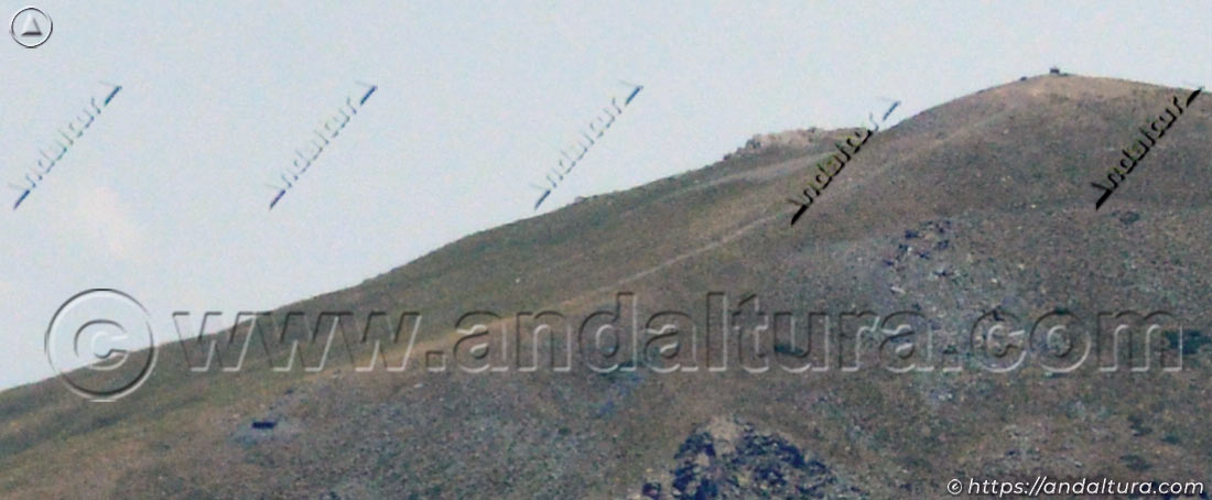 Refugio del Chullo y Vértice Geodésico Chullo desde el Morrón del Hornillo