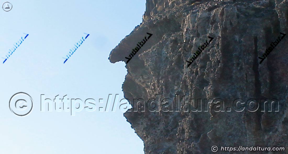 pareidolia-acantilado-barronal Perfil rocoso con forma de rostro en los acantilados del Barronal